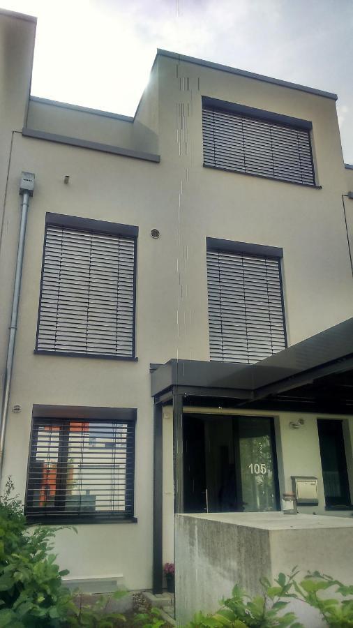 Beautiful Room With Balcony Direction To Messe Hannover Esterno foto